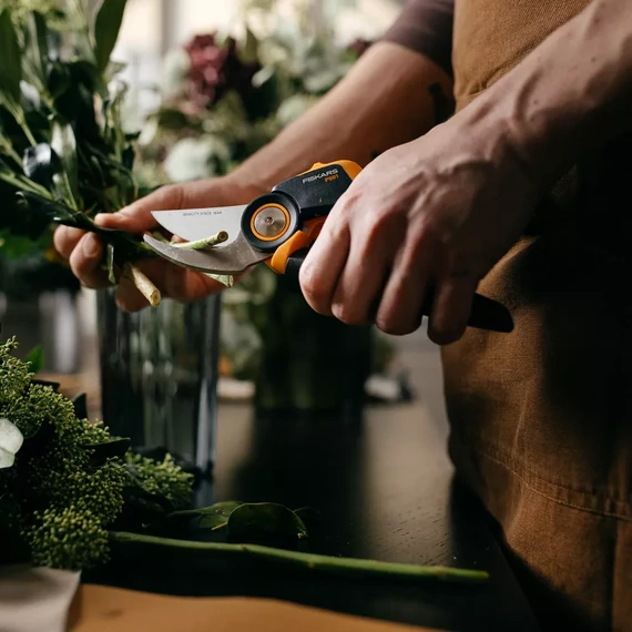 FISKARS X-Series mellévágó metszőolló P961 (L)